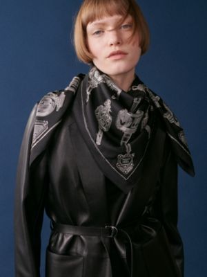 Merveilleuses Lanternes embroidered scarf 90 - Black | Hermès USA